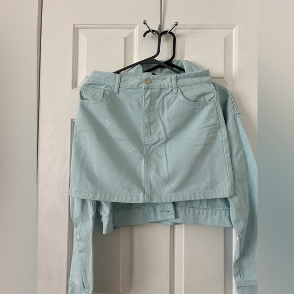 Forever 21 baby blue jean jacket and skirt set - Picture 3 of 5